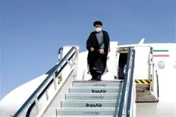 رئیس جمهوربرای افتتاح فاز ۱۱ پارس جنوبی  وارد عسلویه شد