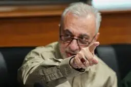 هشدار وزیر دفاع به ترامپ: اگر بمب بیندازد، نیروهایش را افقی از منطقه خارج می‌کند