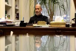 وقتی سپاهی از سپاه خارج شد که دیگر سپاهی نیست/ ما در قانون مساله رجل سیاسی و مذهبی را داریم نه مرد سیاسی و مذهبی