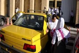 ساعت شروع به کار مدارس شناور می‌شود؟