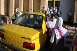 ساعت شروع به کار مدارس شناور می‌شود؟