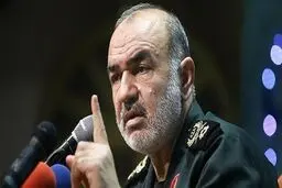 سرلشکر سلامی: به هیچ وجه نباید به دشمنان اعتماد کرد/ کشورمان به این راحتی‌ها امن نشده است