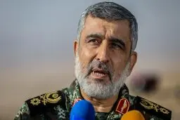 فرمانده نیروی هوافضای سپاه: آمریکا در یک شب سه مرحله با زبان تمنا و خواهش با ایران مکاتبه  داشت/  ایران در اوج قدرت هست و کسی نمیتواند ما را تهدید کند