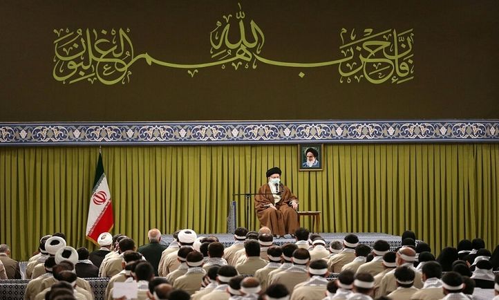 دیدار جمعی از بسیجیان با رهبر انقلاب تا دقایقی دیگر