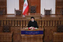 رئیس‌جمهور: در مقابل تهاجم‌فرهنگی نباید منفعل بود