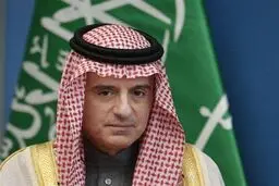 ادعای عادل الجبیر: یمن با موشک‌ها و پهپادهای ایرانی به عربستان حمله می‌کند
