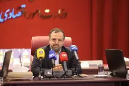 بانک خصوصی نمی‌تواند به هر راهی که خود می‌خواهد برود