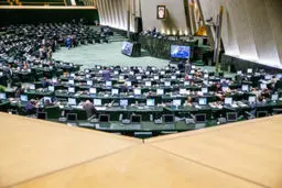 انتقاد صریح منظور از یک سوء تعبیر؛ بودجه در اختیار نمایندگان در استان‌ها نداریم