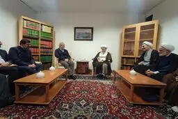 پزشکیان به دیدار آیت الله سبحانی رفت