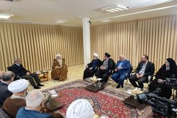 پزشکیان با آیت‌الله جوادی آملی دیدار کرد