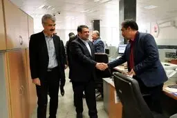 در سفر دکترنجارزاده به استان اصفهان تاکید شد: گام بلند بانک ملی ایران در حمایت از اشتغال، تولید و توسعه زیرساخت‌ها