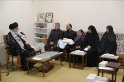 دیدار خانواده شهدای اخیر نیروی پدافند هوایی ارتش با رهبر انقلاب