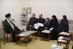 دیدار خانواده شهدای اخیر نیروی پدافند هوایی ارتش با رهبر انقلاب