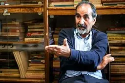 احمدی‌نژاد نهایت دینداری پوپولیستی و رادیکال بود/ خاتمی هوشمندی به خرج داد که گفت دیگر تکرار نمی‌کنم