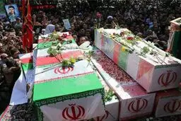 مراسم تشییع پیکر شهدای گمنام از دانشگاه تهران برگزار شد