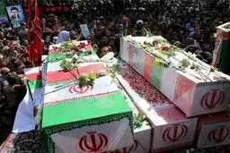 مراسم تشییع پیکر شهدای گمنام از دانشگاه تهران برگزار شد