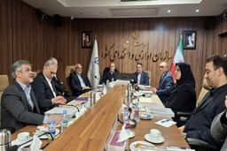بازدید سرزده پزشکیان از سازمان اداری و استخدامی کشور