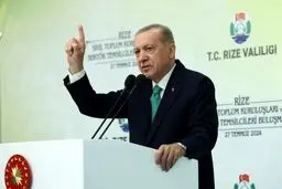 اردوغان کردها را تهدید کرد: باید سلاحشان را زمین بگذارند یا اینکه با سلاحشان در سوریه دفن شوند.