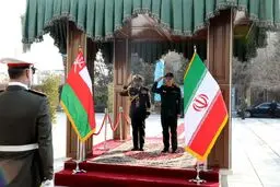 دیدار روسای ستاد کل نیروهای مسلح ایران و عمان