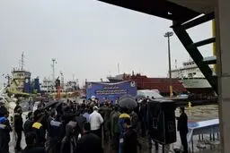 پزشکیان از صنایع کشتی‌سازی بوشهر بازدید کرد
