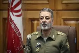 فرمانده کل ارتش: نباید خود را بسیار ضعیف یا بسیار قوی بدانیم؛ خودباختگی و خودشیفتگی پایه خودزنی شناختی هستند