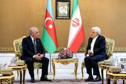 عارف در دیدار با نخست‌وزیر آذربایجان بر گسترش روابط دوستانه دو کشور تاکید کرد