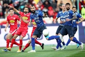 درخواست باشگاه استقلال برای به تعویق انداختن دربی