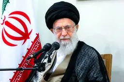 رهبر انقلاب: وزارت اطلاعات با همه دولت‌ها باید همکاری کامل داشته باشد