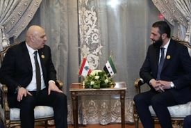 گفتگوی الجولانی و عون با محوریت کنترل مرزهای مشترک لبنان و سوریه