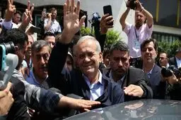 پزشکیان وارد پردیس شد