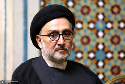 ابطحی: رهبر انقلاب با موضعی هوشمندانه توپ را به زمین ترامپ بازگرداند