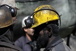 افزایش ۲۰ درصدی دستمزد کارگران یعنی جایگزین کردن خط گرسنگی به جای خط فقر