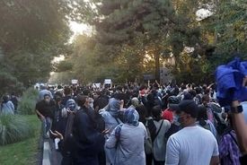 تشریخ آخرین مصوبات مجلس درباره طرح ساماندهی تجمعات و راهپیمایی‌ها