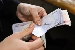 افزایش ۲ بار در سال حقوق منع قانونی ندارد