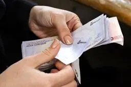 افزایش ۲ بار در سال حقوق منع قانونی ندارد