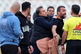 فدراسیون ناتوان و فوتبال رو به قهقرا/ باید خدا را شکر کنیم لیگ کشته نداده است!