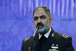 دریادار ایرانی: دشمن متجاوز را همچون آل فرعون در دریا غرق خواهیم کرد
