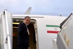 وزیر امور خارجه وارد مسقط شد
