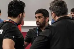 حمله به علیرضا دبیر در منزلش