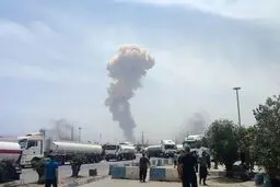 وزیر کشور از مهار ۸۰ درصد حریق بندرعباس خبر داد