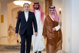 گفتگوی تلفنی عراقچی با وزیر خارجه عربستان درباره مذاکرات ایران و آمریکا