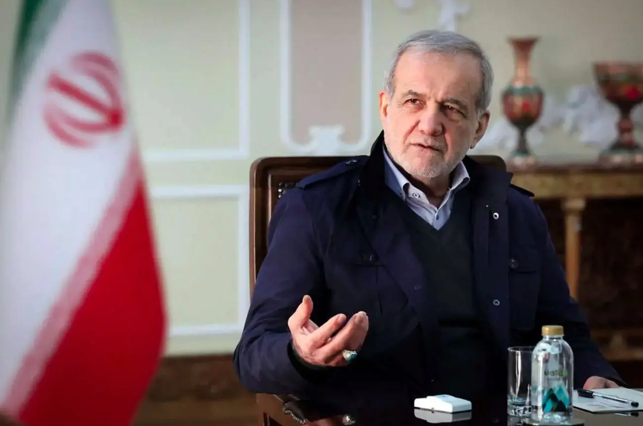 پزشکیان: زنان نباید در قالب‌های سطحی و تصویرهای نادرست تقلیل یابند؛ کوچک‌نمایی جایگاه آنان نادیده گرفتن حقیقت است