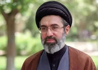 تصاویر حضور رهبر انقلاب میان مردم به‌زودی منتشر می‌شود