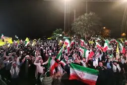 تجمعات شبانه کیهان را عصبانی کرد