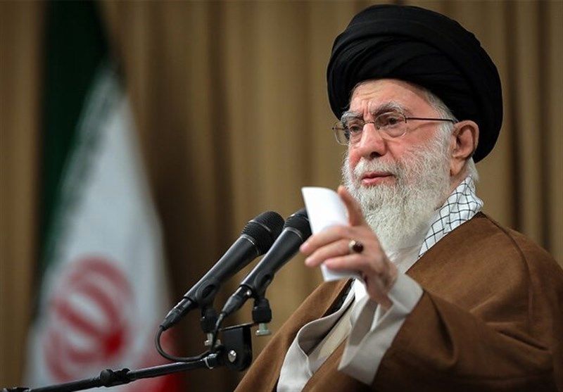 رهبر انقلاب: رژیم صهیونی در زیر ضربات جمهوری اسلامی تقریباً از پا درآمد و له شد