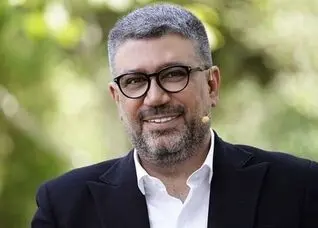 واکنش رضا رشیدپور به بازگشت به صداوسیما؛ «وحید جلیلی نمی‌گذارد بروم»