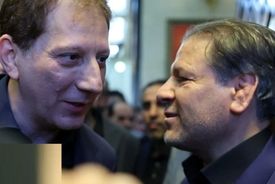 حضور بابک زنجانی در مراسم ترحیم پدر علی انصاری