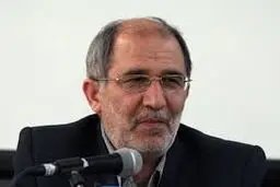فرمانده نیروی دریایی سپاه: ۲۷ ناو هواپیمابر ثابت در خلیج فارس داریم 