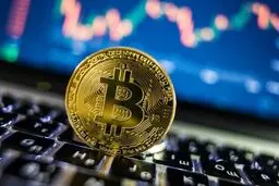 قیمت بیت‌کوین سقوط کرد؛ تأثیر تنش آمریکا و چین بر بازار