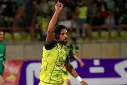 درخشش آرش رضاوند و سه امتیاز برای سپاهان 